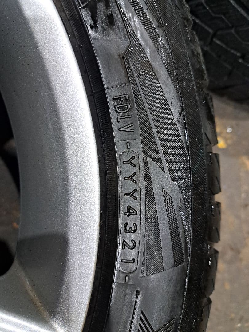 アウディA1／S1 スタッドレス 4本セット