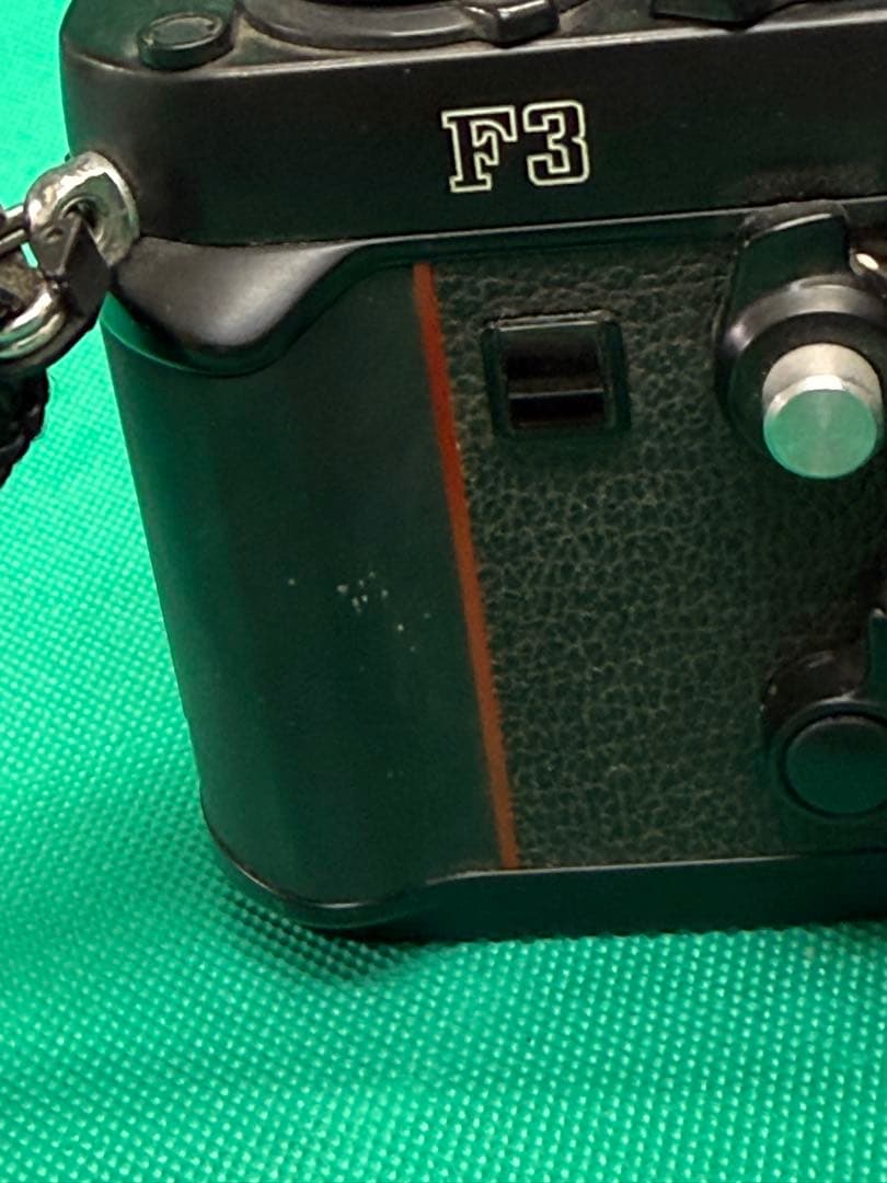 Nikon F3 一眼レフカメラ