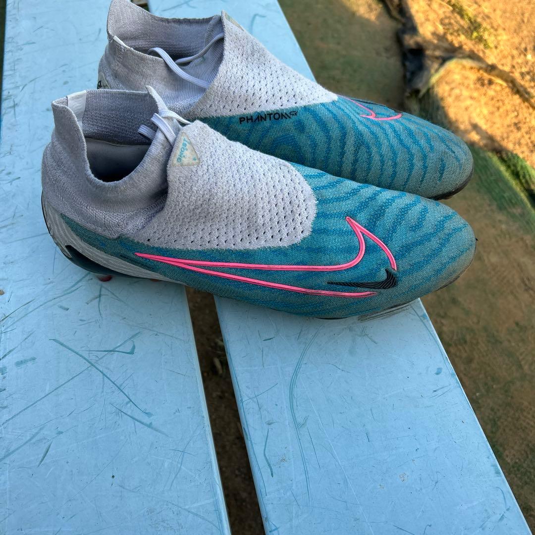 NIKE ファントムGXDF 28cm