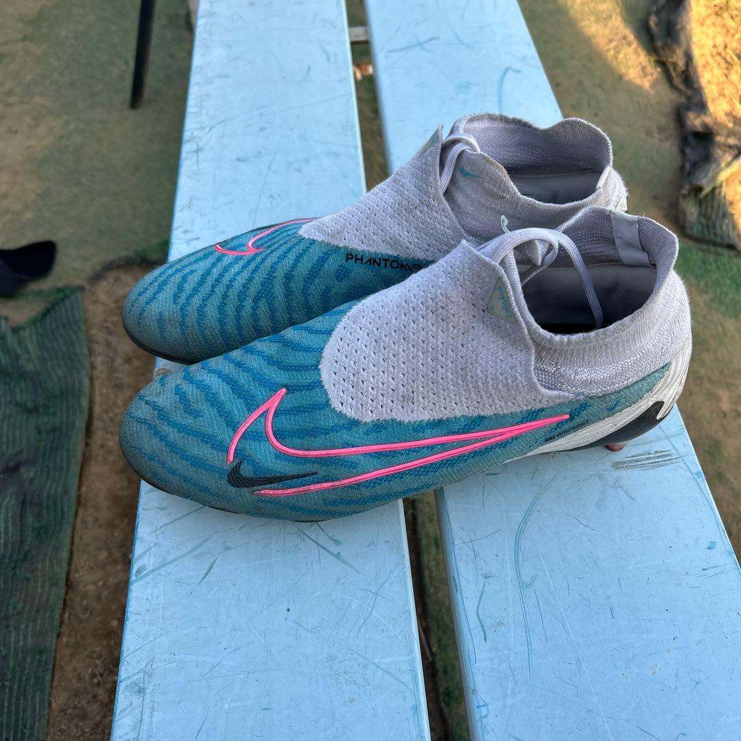 NIKE ファントムGXDF 28cm