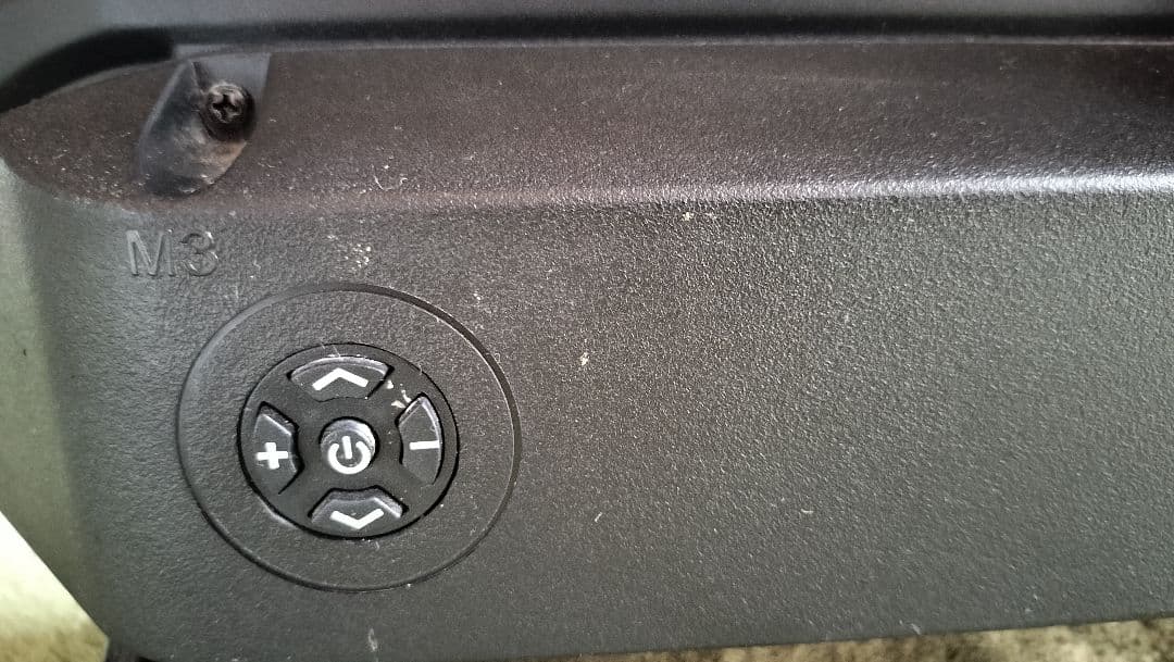 Aiwa　32型ハイビジョン液晶テレビ TV-32HB10W