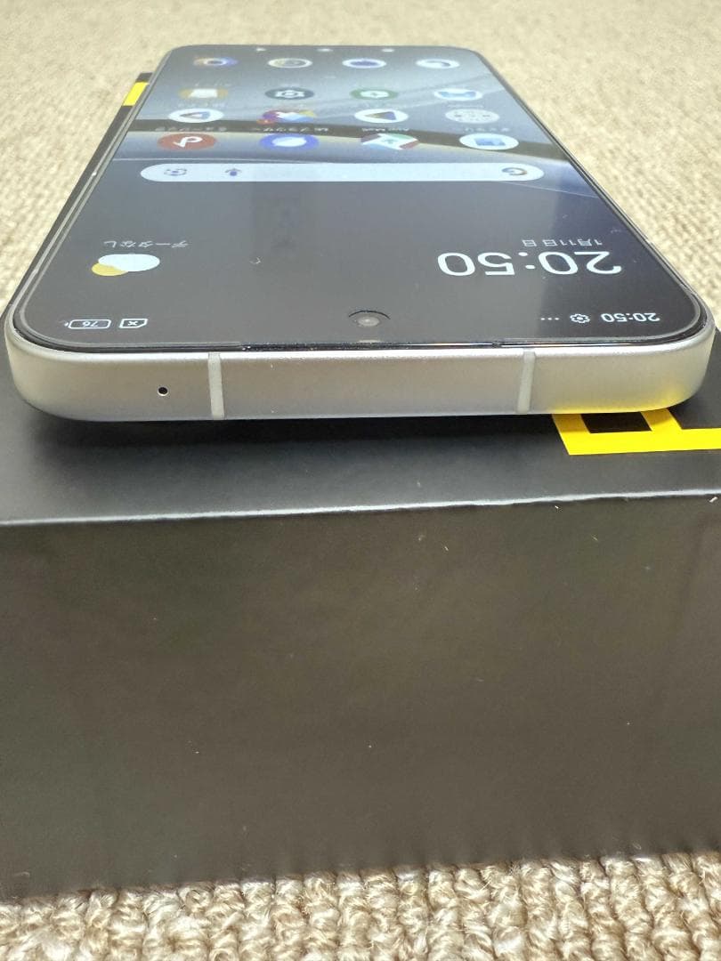 512GB)Xiaomi POCO F7 ホワイト バッテリー100% 5G