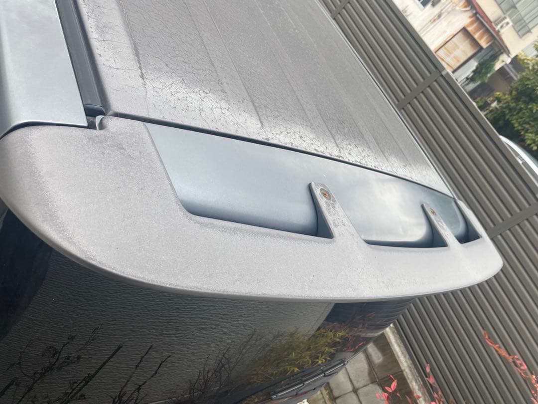 三菱デリカD5　リアスポイラー（トランクスポイラー)