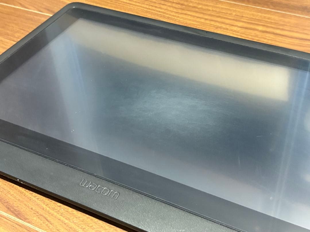Wacom Cintic16 FHD 液晶ペンタブレット本体