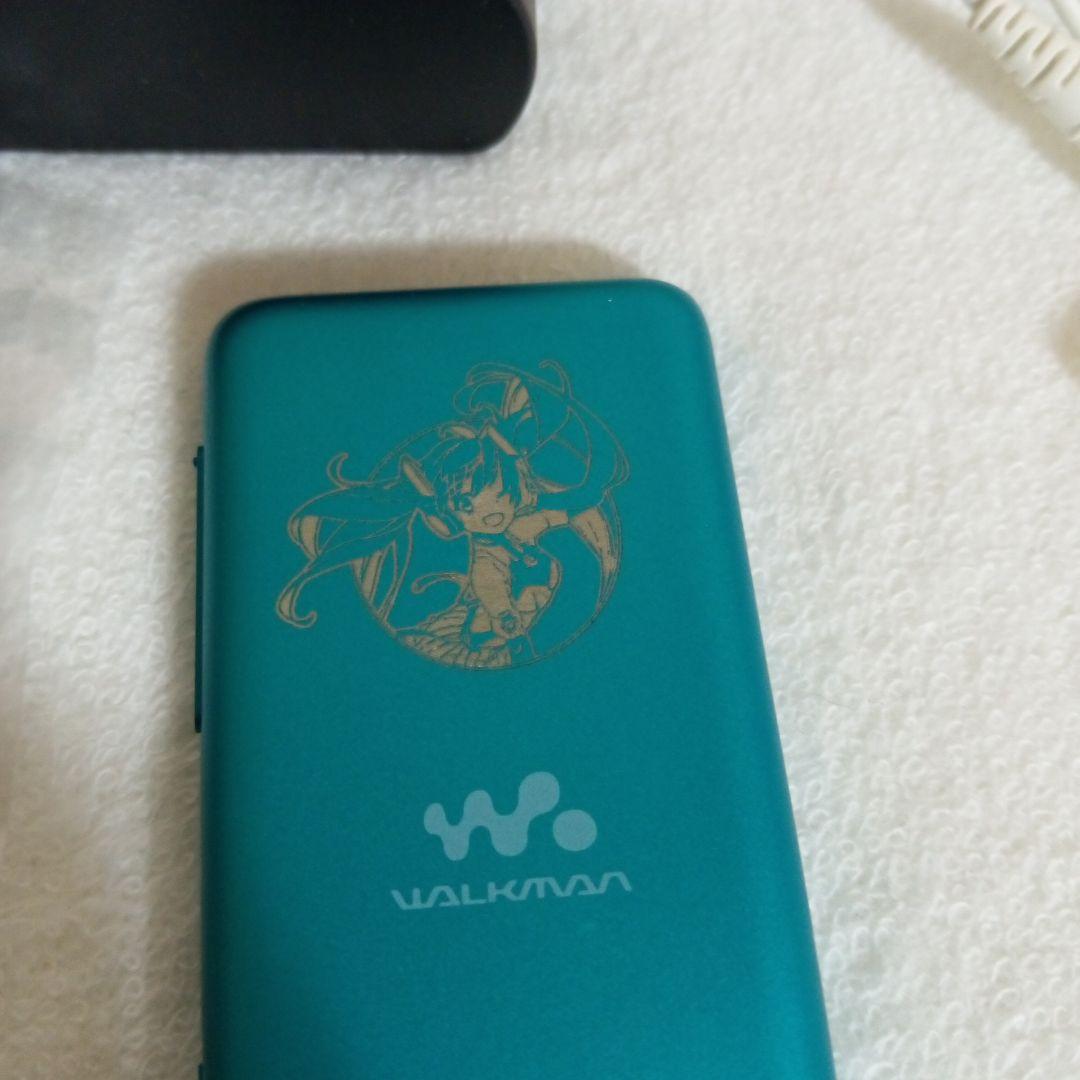 40.初音ミク　nw s310 k