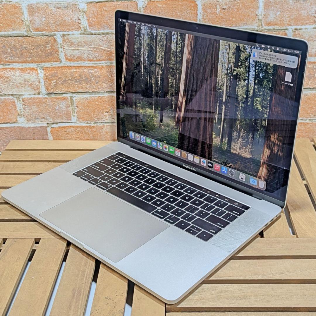 (2595)MacBook Pro i9 32GBメモリ 512GB 15インチ