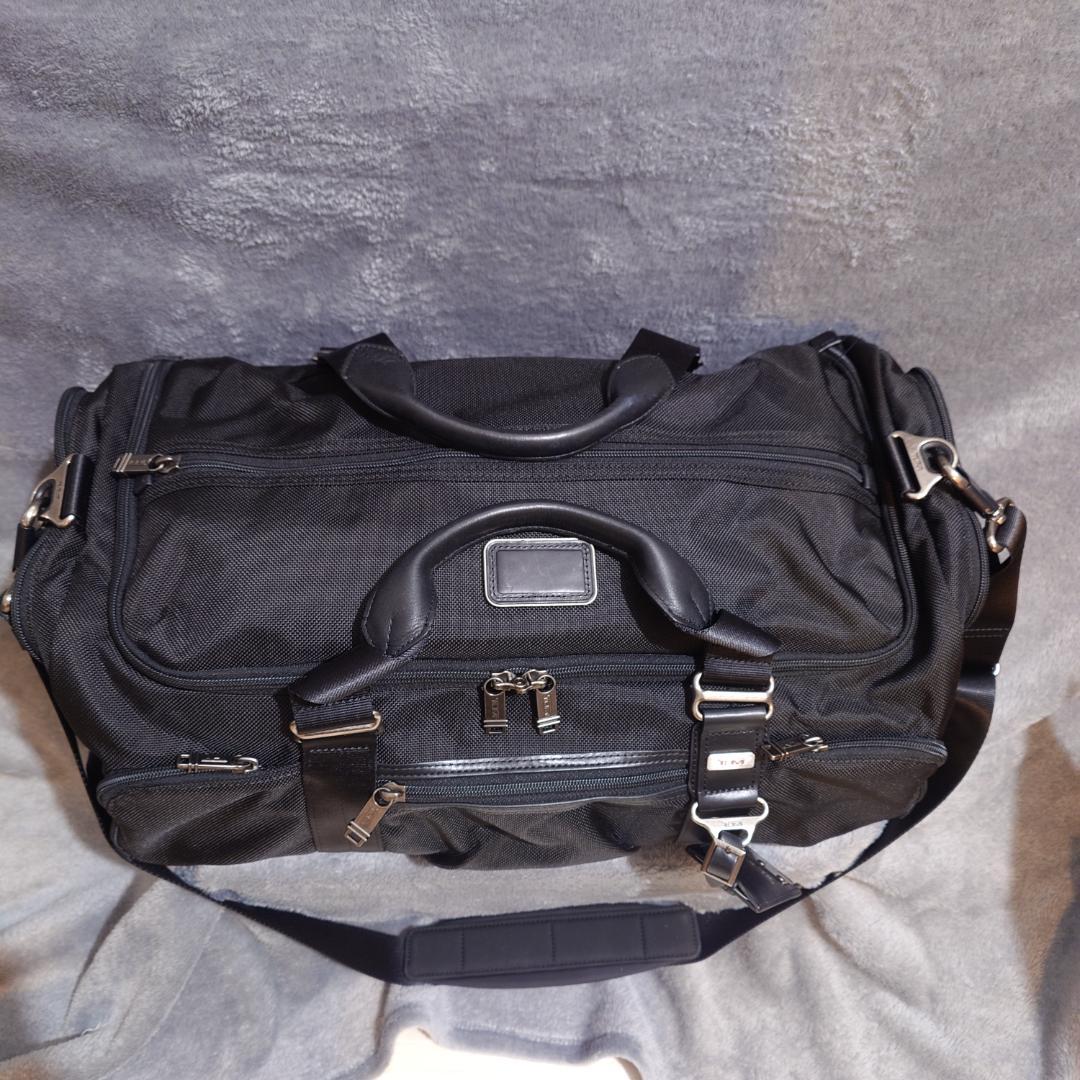 TUMI Alpha BRAVO マグワイア ダッフルバッグ 22350、黒