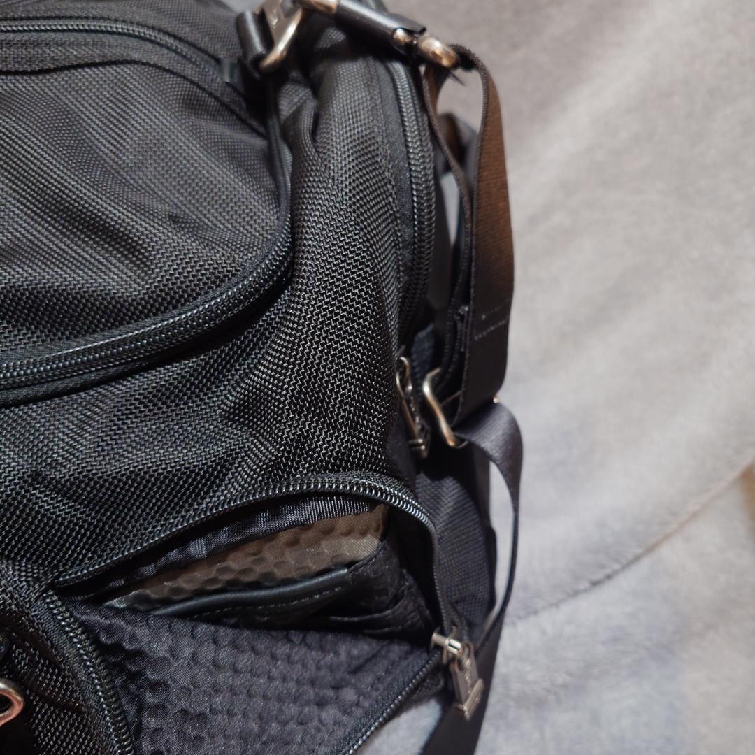 TUMI Alpha BRAVO マグワイア ダッフルバッグ 22350、黒