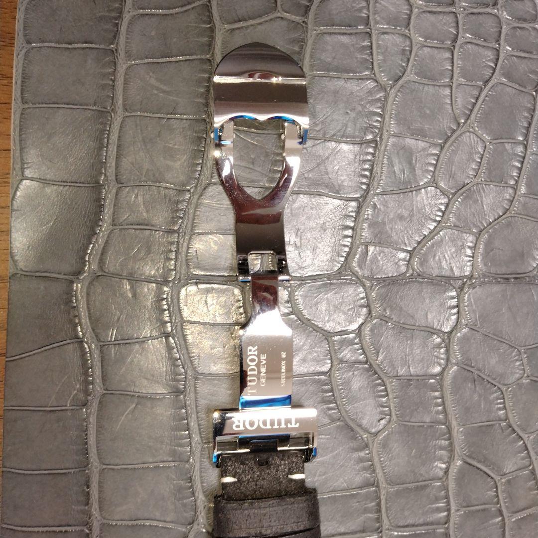 ニ*ー様 TUDOR　純正レザーベルト　美品