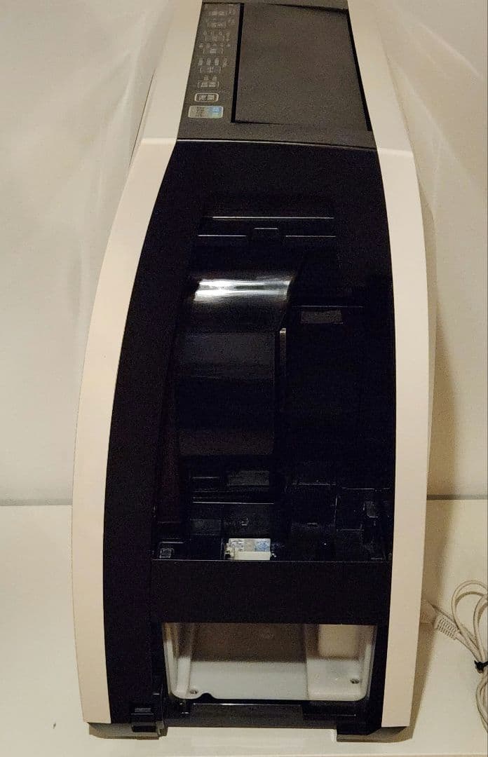 SHARP シャープ 除加湿空気清浄機 KC-HD70-W 2018年製