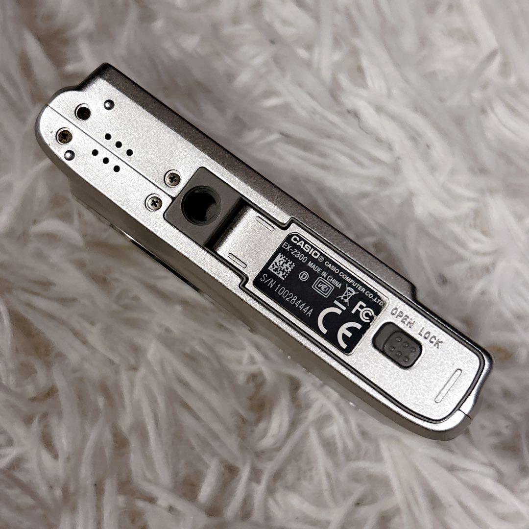 CASIO デジタルカメラ EXILIM EX-Z300 純正レザーケース付