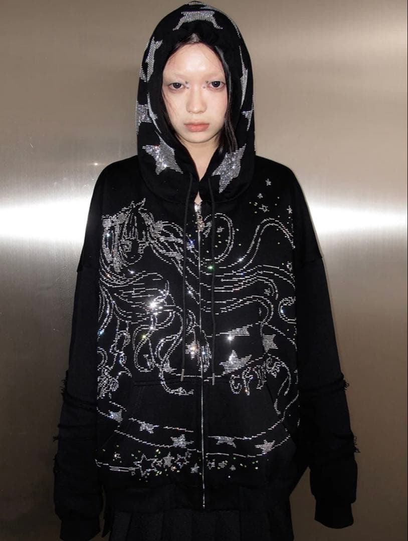 新品　CFIERCE ジップパーカー