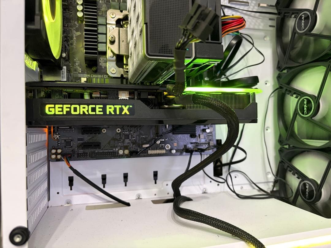 グラフィックボード・グラボ・ビデオカード Gainward GeForce RTX 3060 Ti Ghost