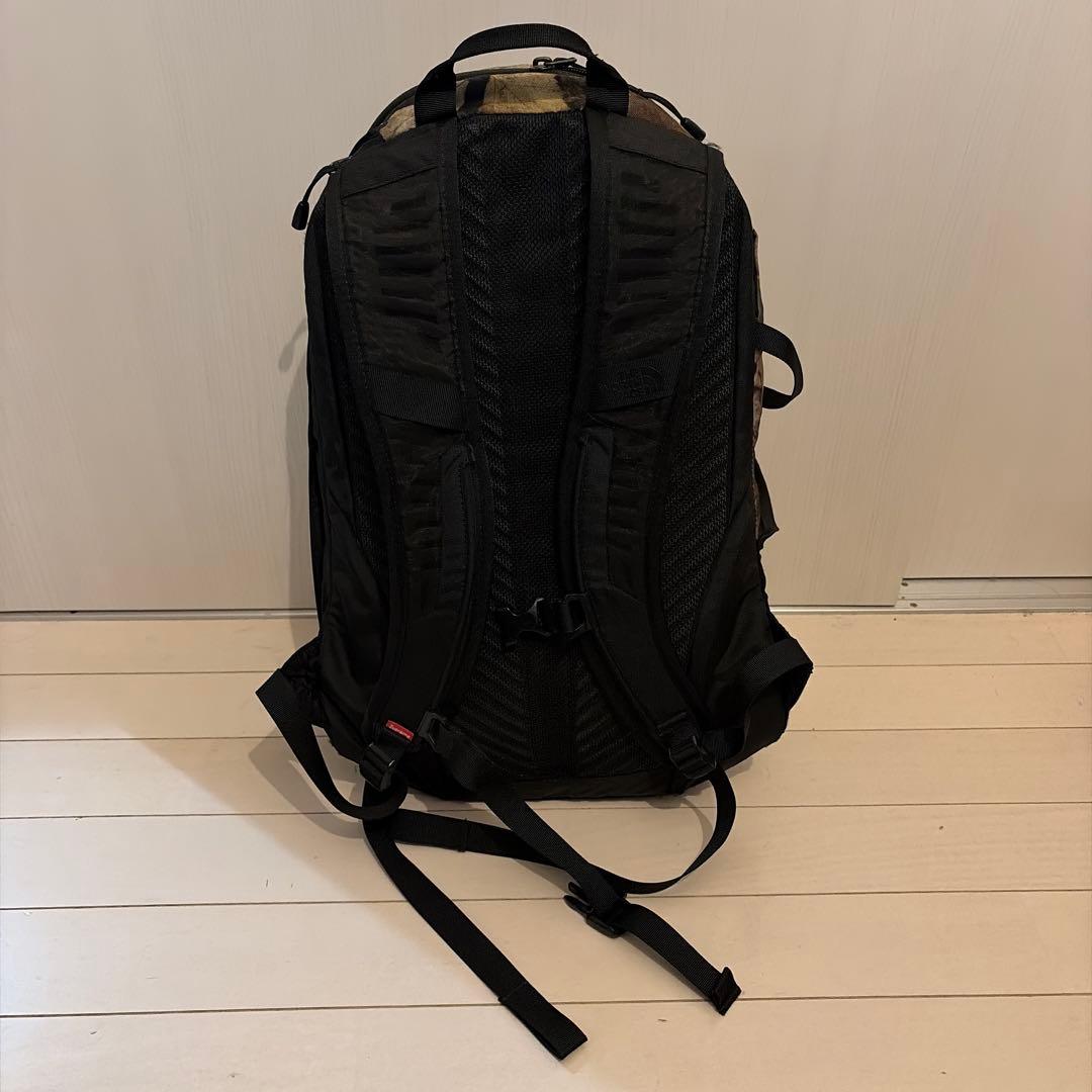 The North Face × Supreme バックパック