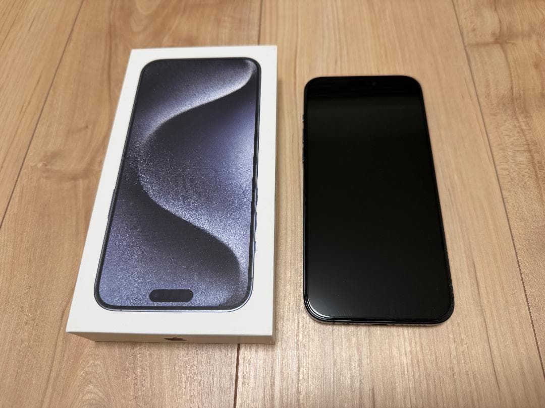 ★ iPhone 15 Pro Max 512G SIMフリー 美品 個人 ★
