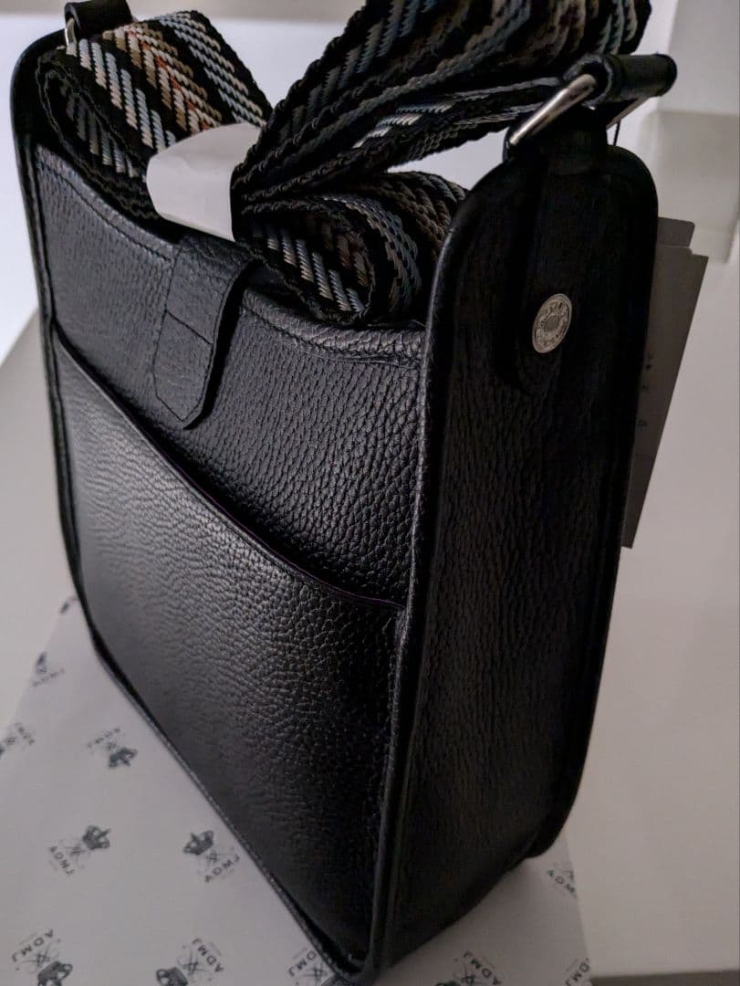 ～4月7日限定価格【新品】ADMJスワロフスキーアールデコクロスボディバッグ