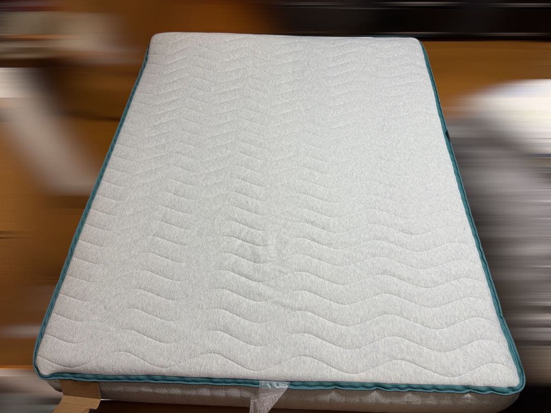 全国送料無料　koala コアラマットレスPlus クィーンサイズ　マットレス