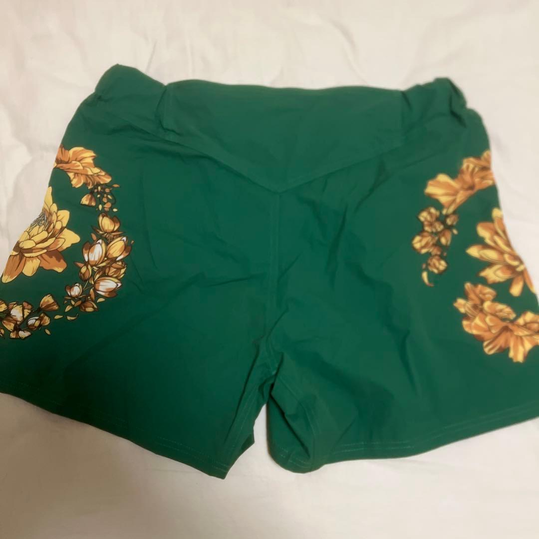 AMNJX 花柄 グリーン ショートパンツ M