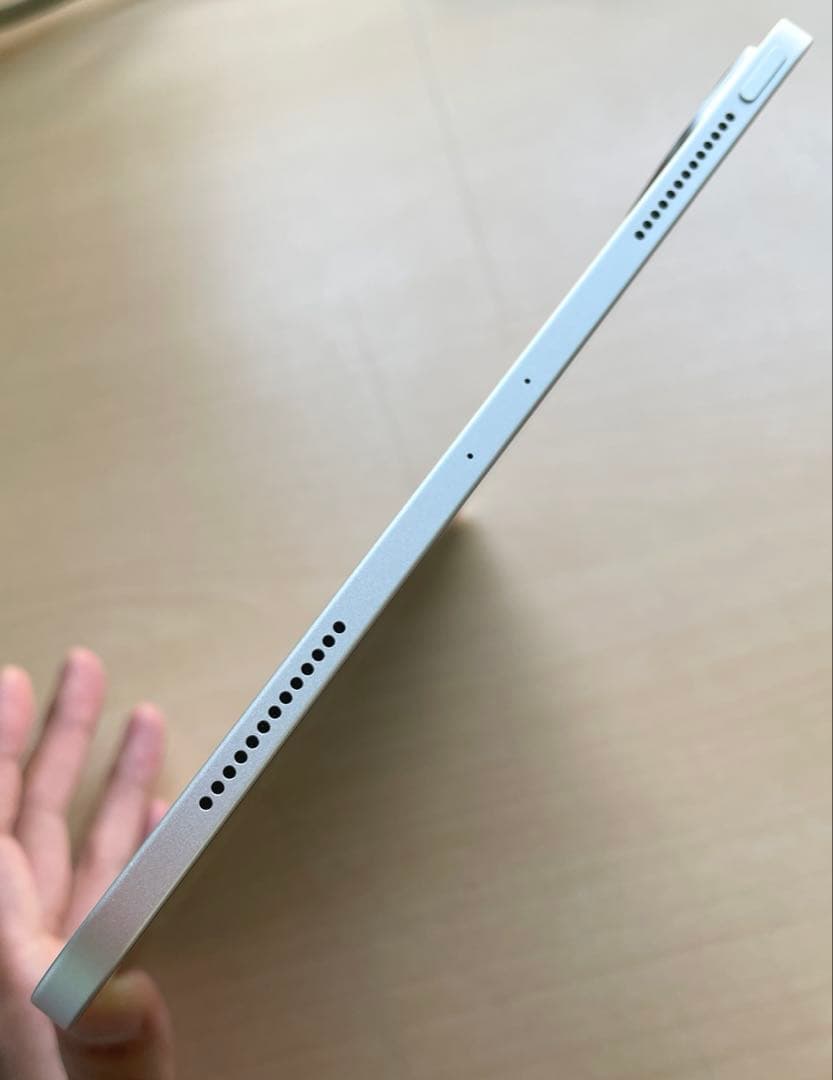 iPad Pro 11インチ　第2世代　シルバー　128GB A2228 超美品