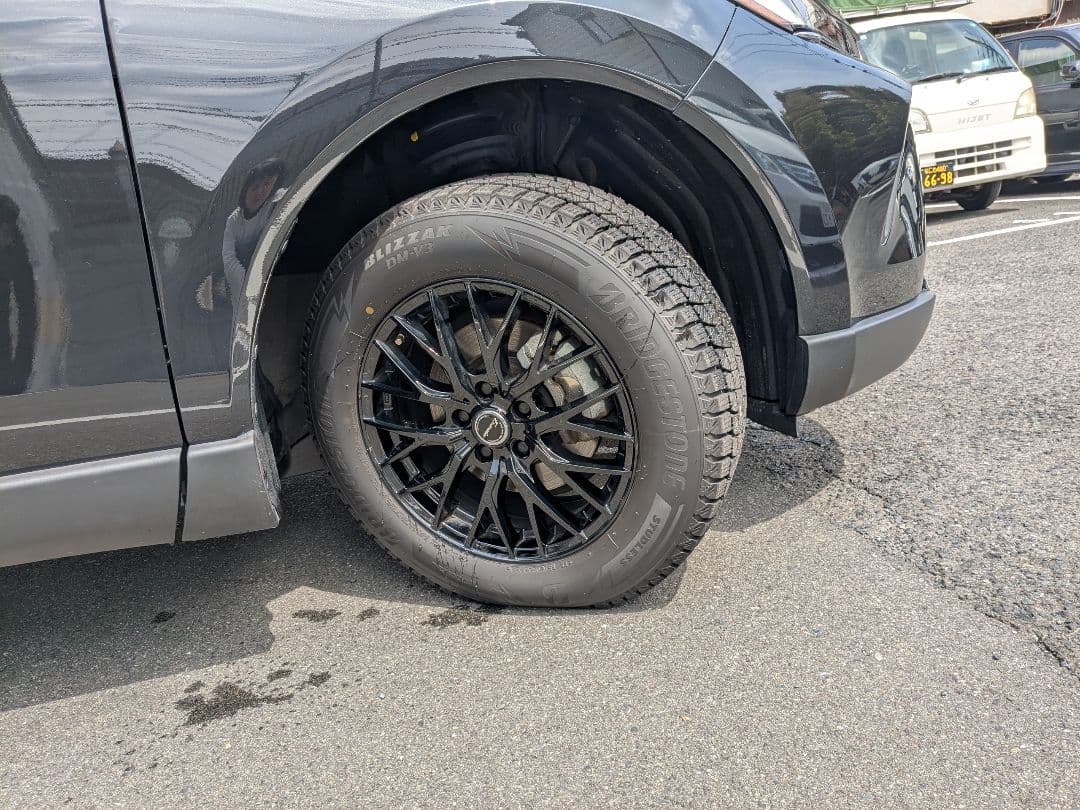 225/65R17 ブリザックDM-V3 2024年製ハリアー