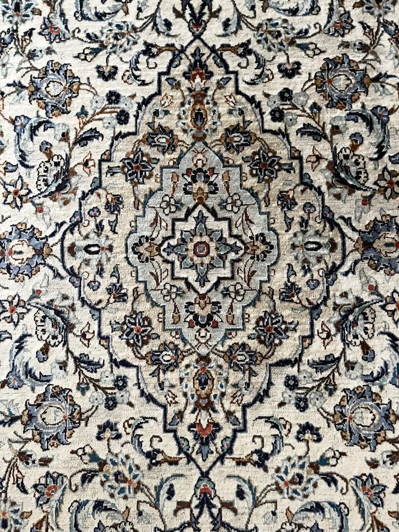 ペルシャ絨毯　カシャンウール　大判　325×197