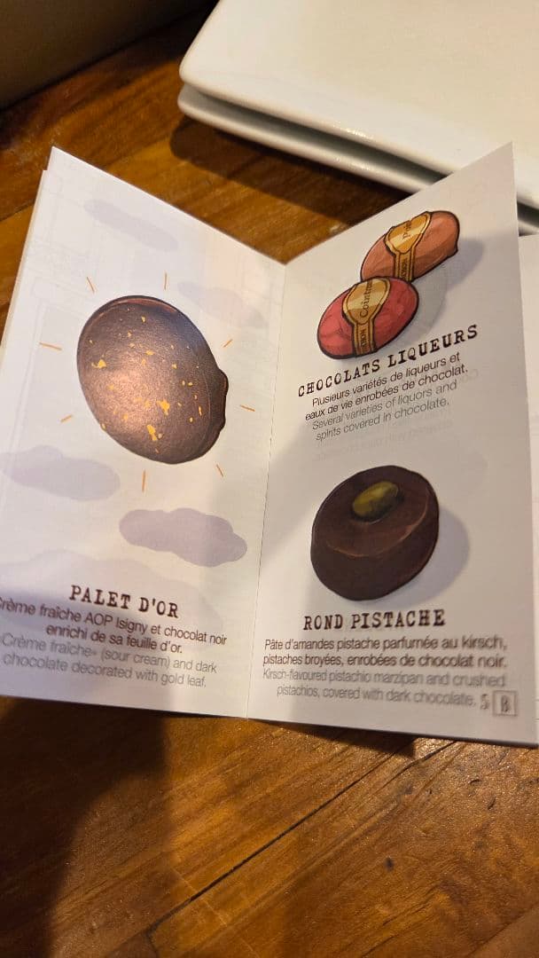 BERNACHON　ブラック＆ミルク・アソート・ボックス　パレドール