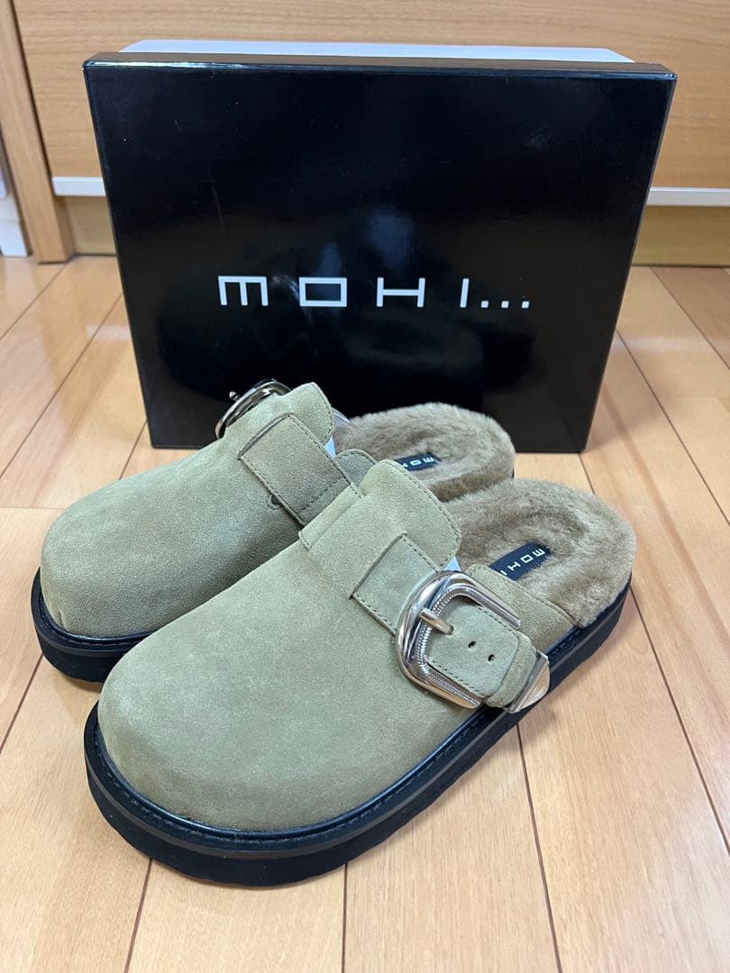 本日限定価格　未使用に近い　MOHI スエードビックベルト　ボストンサンダル38