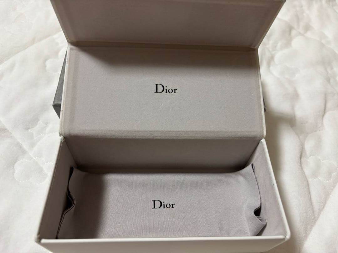 Dior 装飾付き サングラス