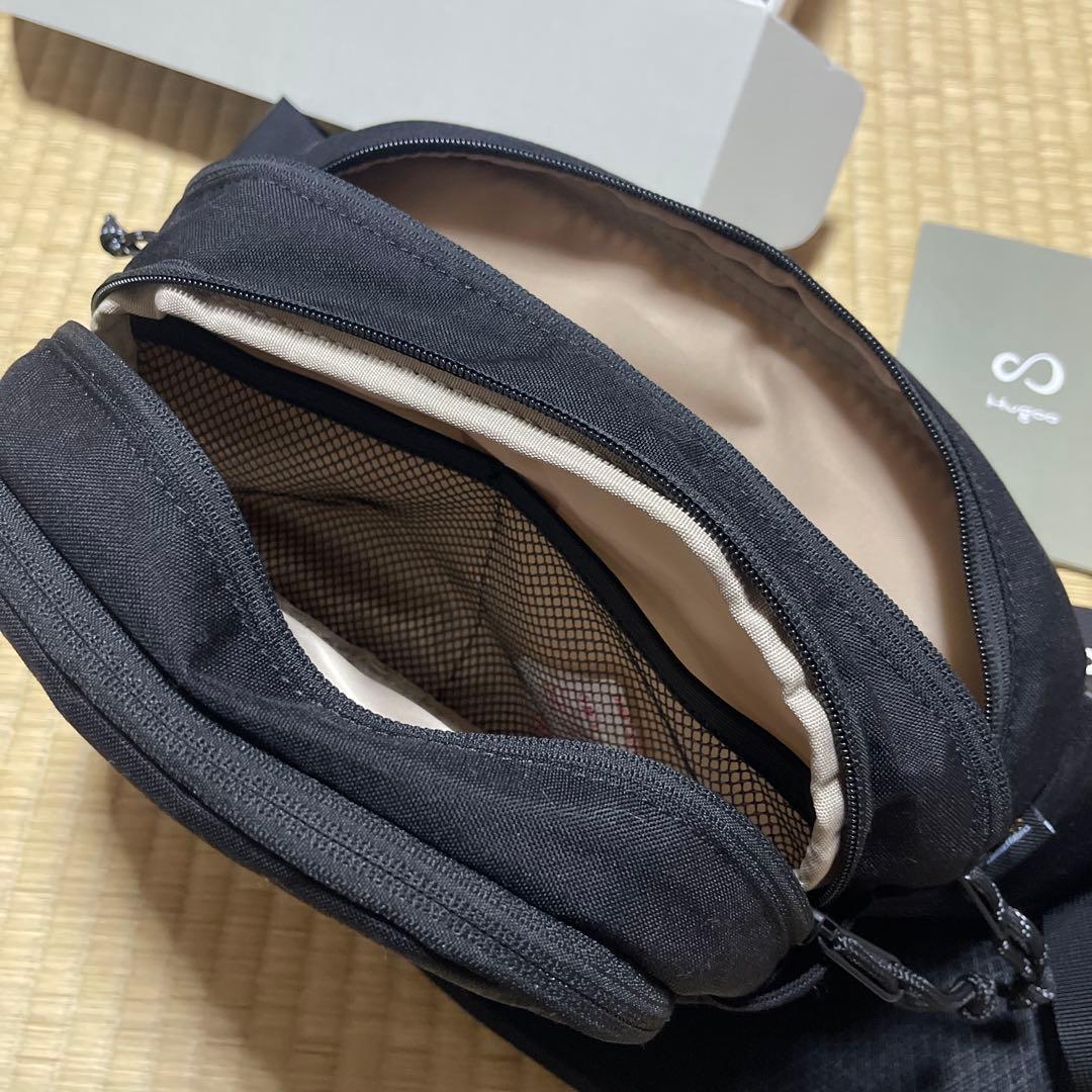 Hugoo ハグー　ヒップシート　ショルダーバッグ　抱っこ紐 スリング 2WAY