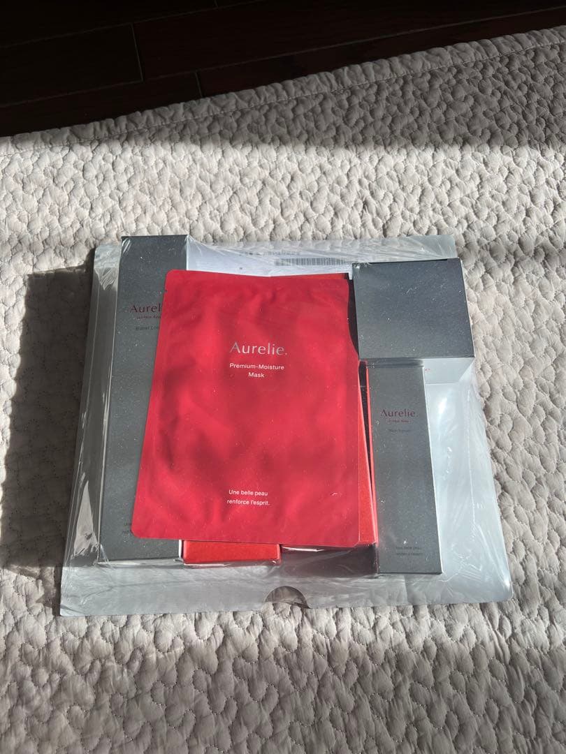 Aurelie プレミアムエイジング集中ケア