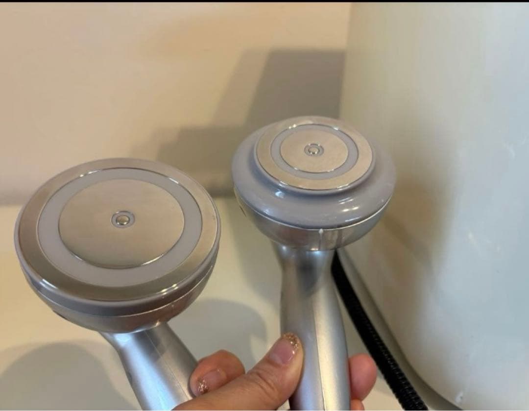 大手エステサロン導入品　業務用　キャビコンパクト