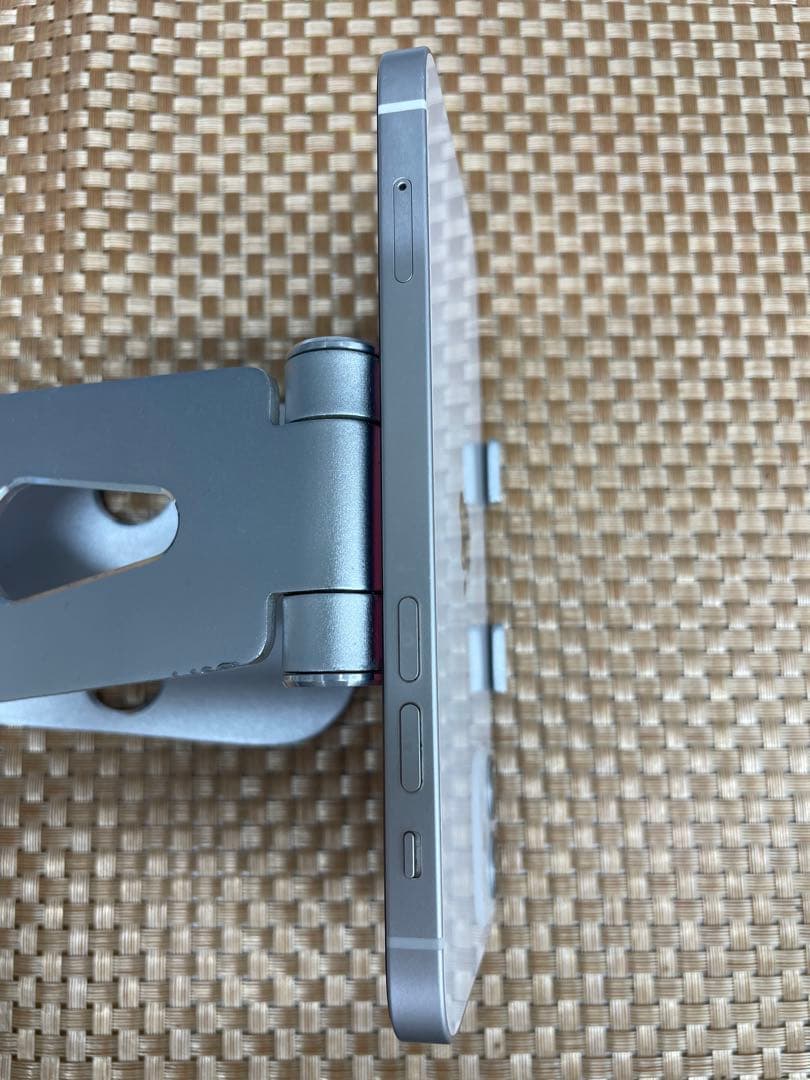 iPhone 12 128 GB ホワイトSIMフリー【0120】