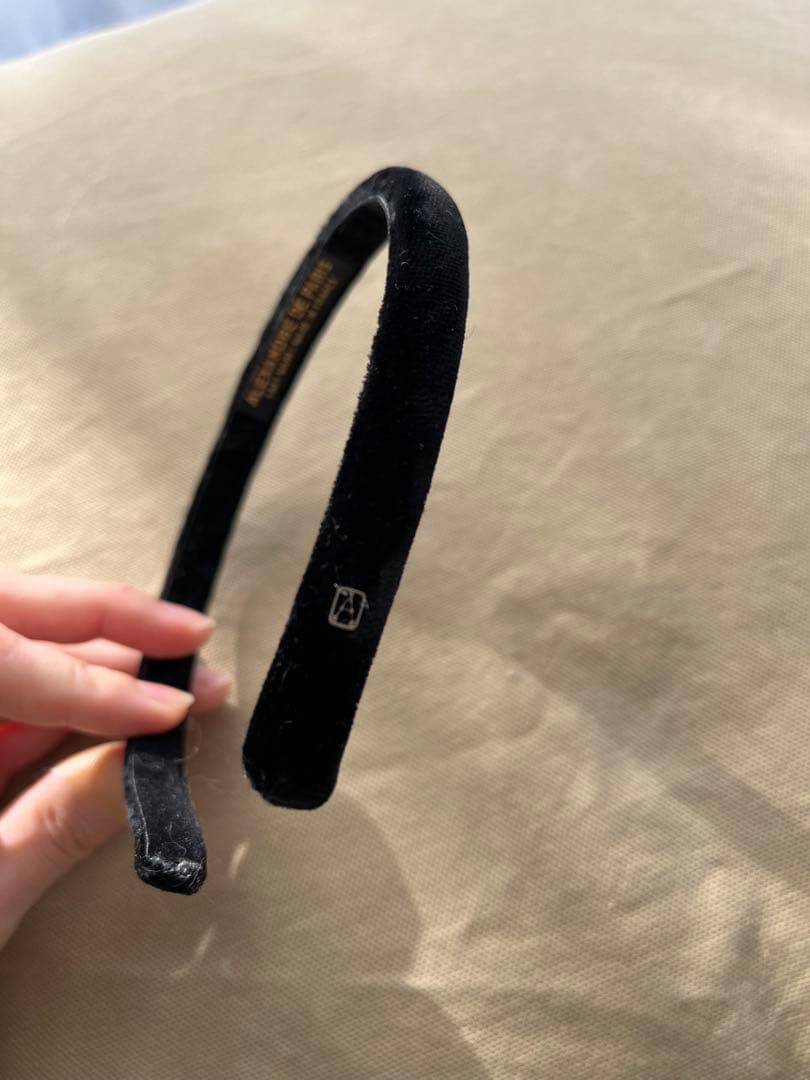 ALEXANDRE DE PARIS カチューシャ　黒