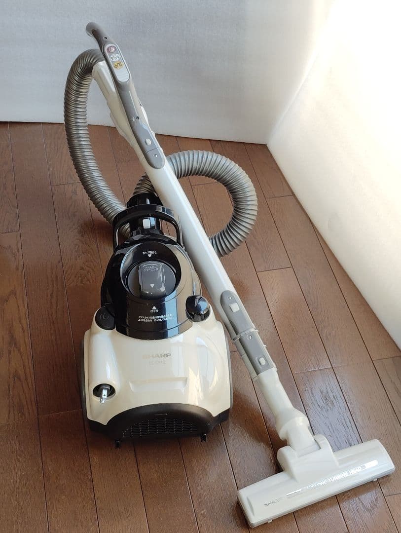 SHARP EC-CT112 掃除機　サイクロン　コード式　2021年製