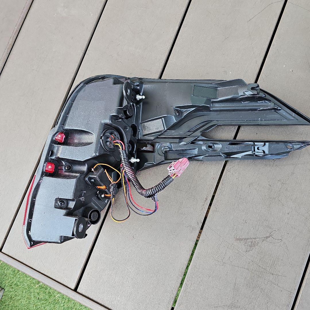 アルファード ヴェルファイア 30 後期 テールランプ