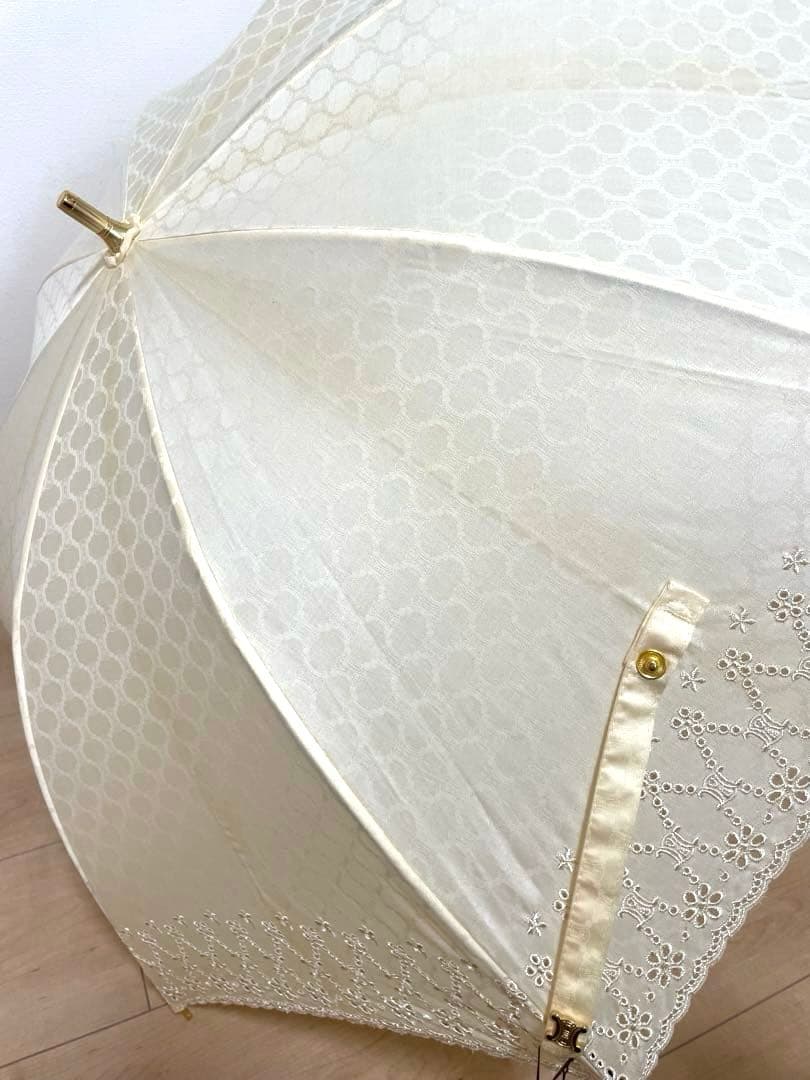 CELINE セリーヌ新品未使用　アイボリー日傘　レース装飾