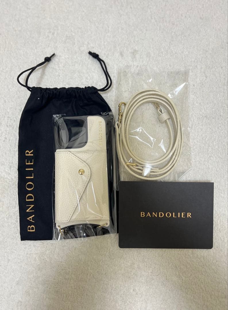 【BANDOLIER】 iPhone16pro ケース