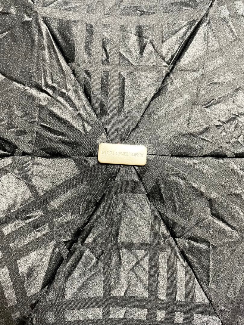 【未使用】バーバリー　ブラック チェック柄 折りたたみ傘