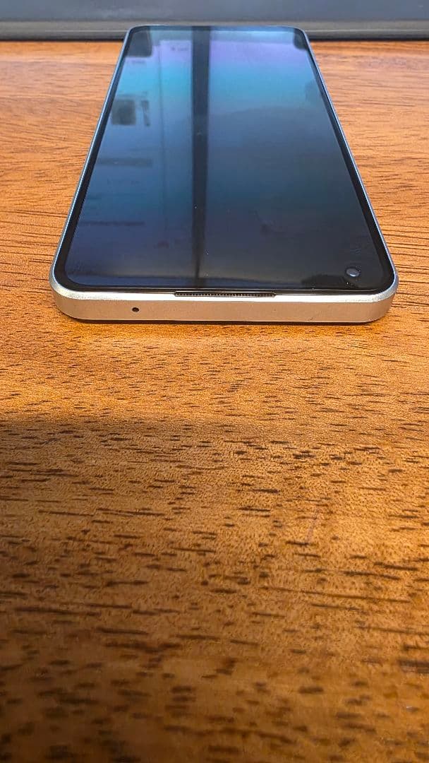 OPPO Reno 9A 本体　ムーンホワイト①