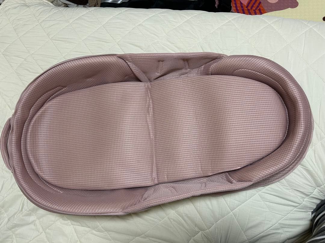 【美品】neomamaism ネオママイズム ベッドインベッド　スモークピンク