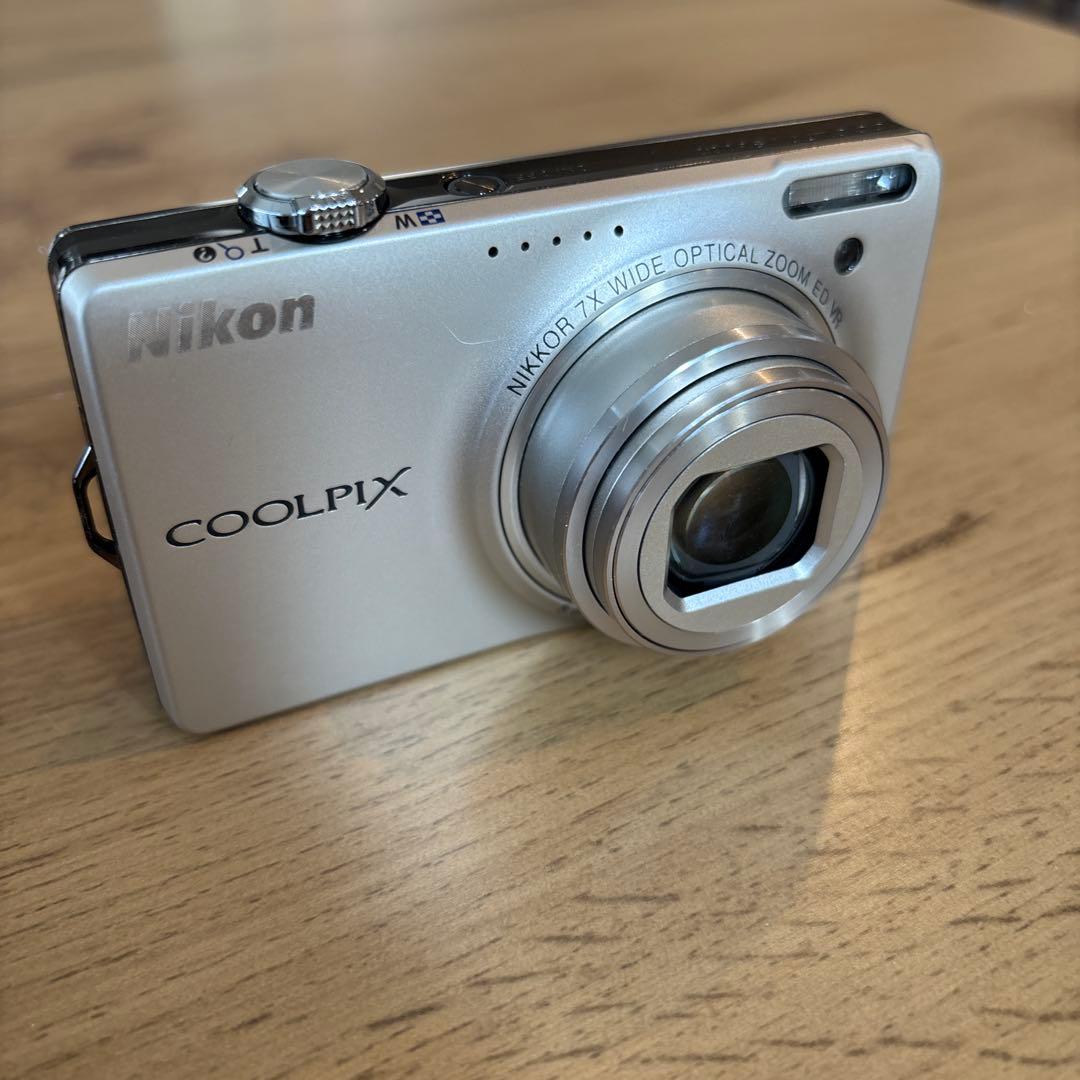 デジタルカメラ Nikon COOLPIX S6000