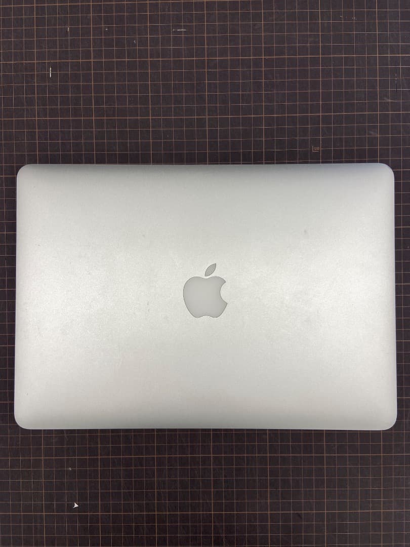 MacBook Air 2017 13インチ トラックパッド不調あり