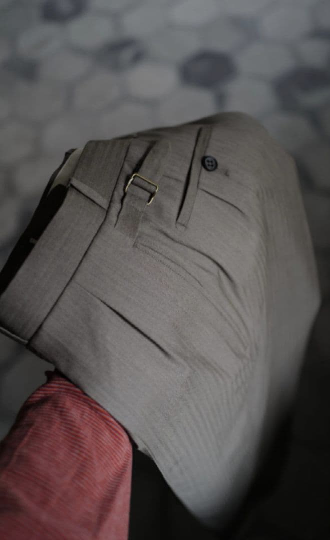 マーティーアンドサンズ　ジェフリー　ロロ・ピアーナ　グレージュ