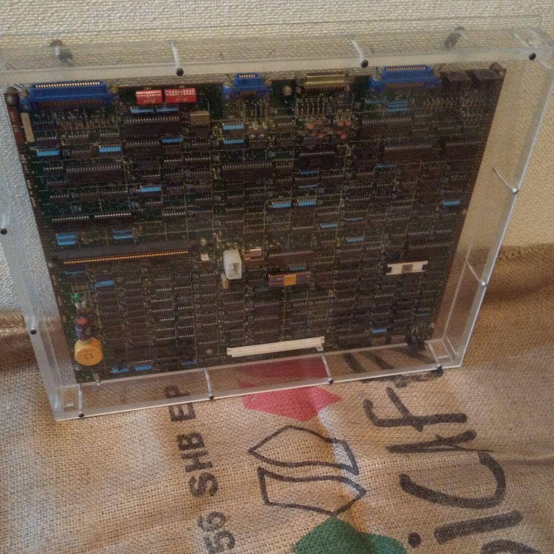 100年後の国宝。マイコンのディスプレイ