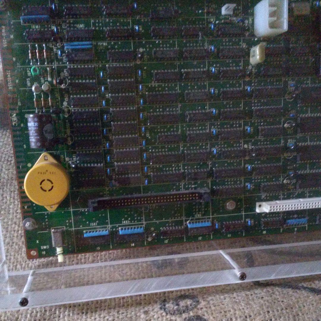 100年後の国宝。マイコンのディスプレイ