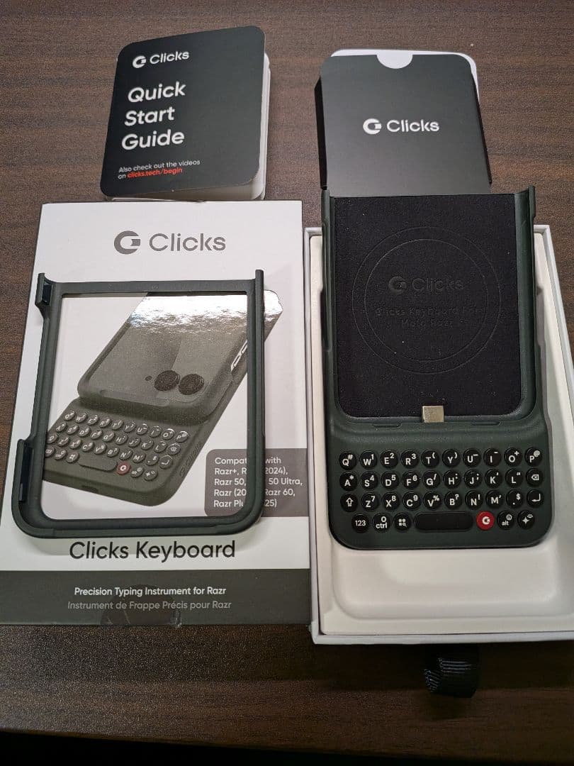 スマホアクセサリー Clicks Keyboard for Razr (2024)