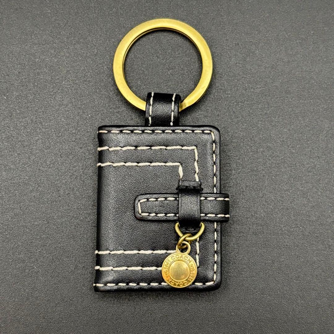 極美品✨COACH Picture Frame Charm Leather
