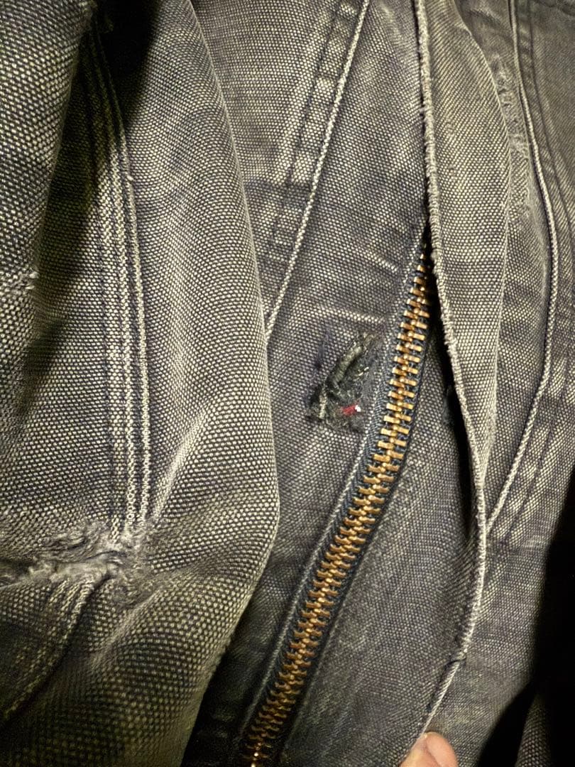 Carhartt カーハート トラディショナル ジャケット　黒 鬼フェード