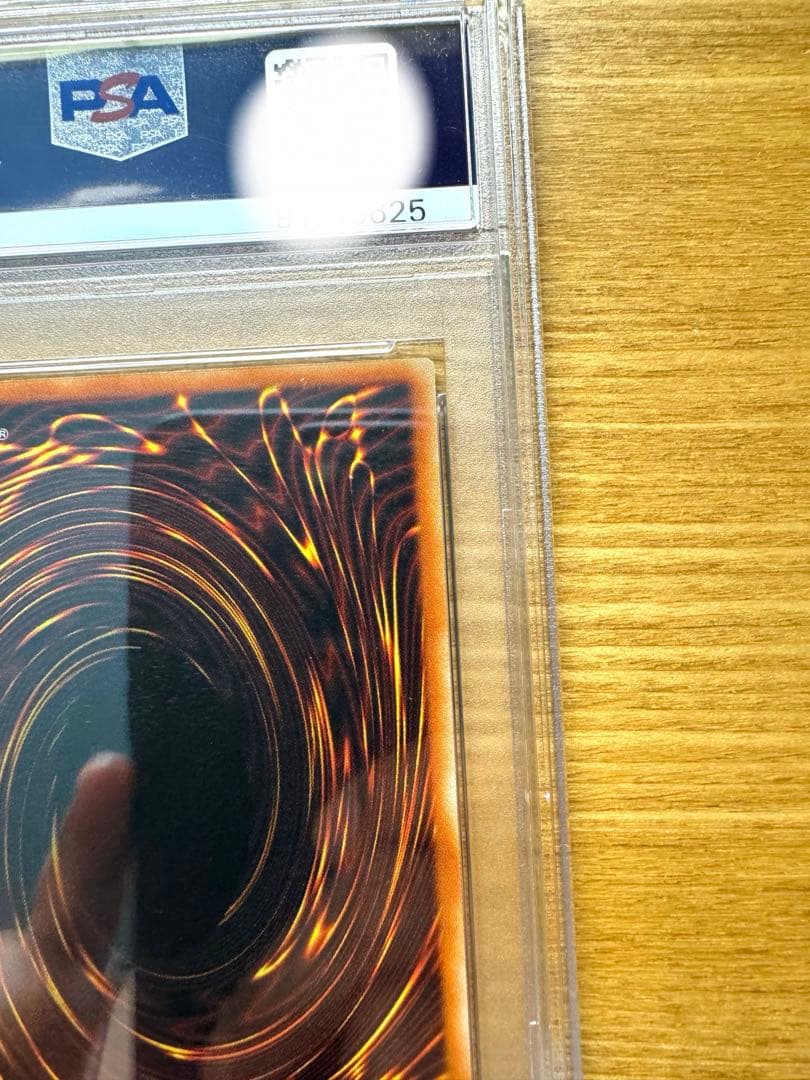 1stEdition クイーンズナイト　旧アジア版　レリーフ　美品　PSA9