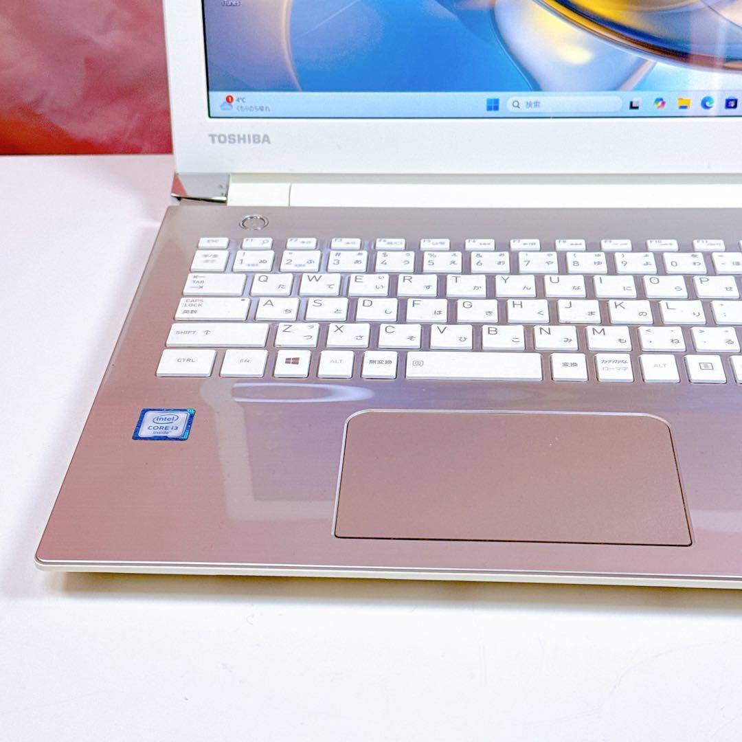 美品✨ windows11✨新品爆速SSD✨ノートパソコン✨オフィス カメラ